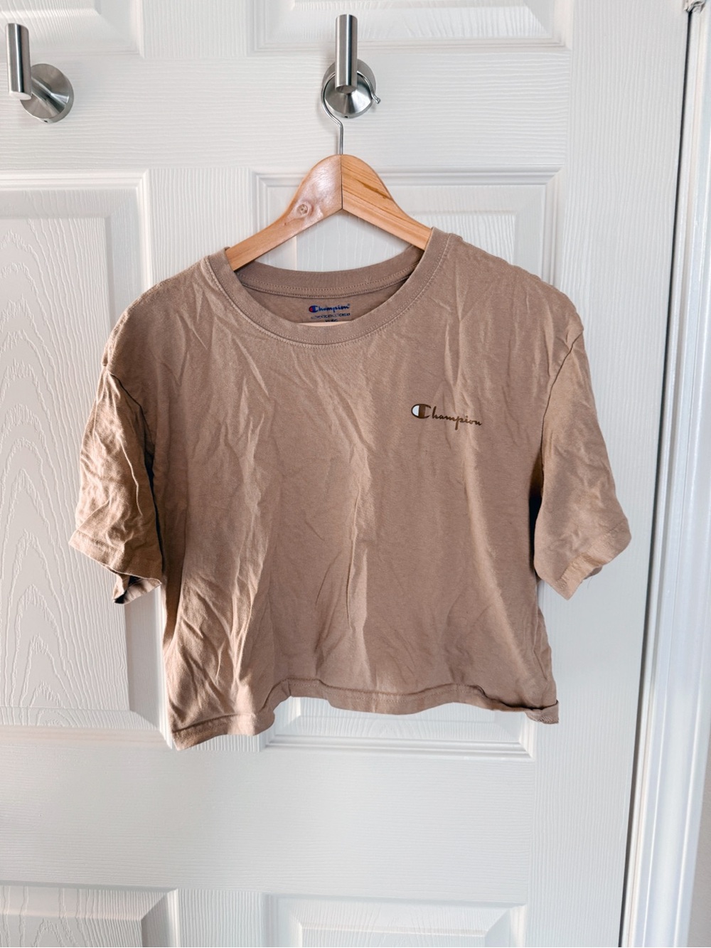 Champion Cropped Tee in Taupe Brown